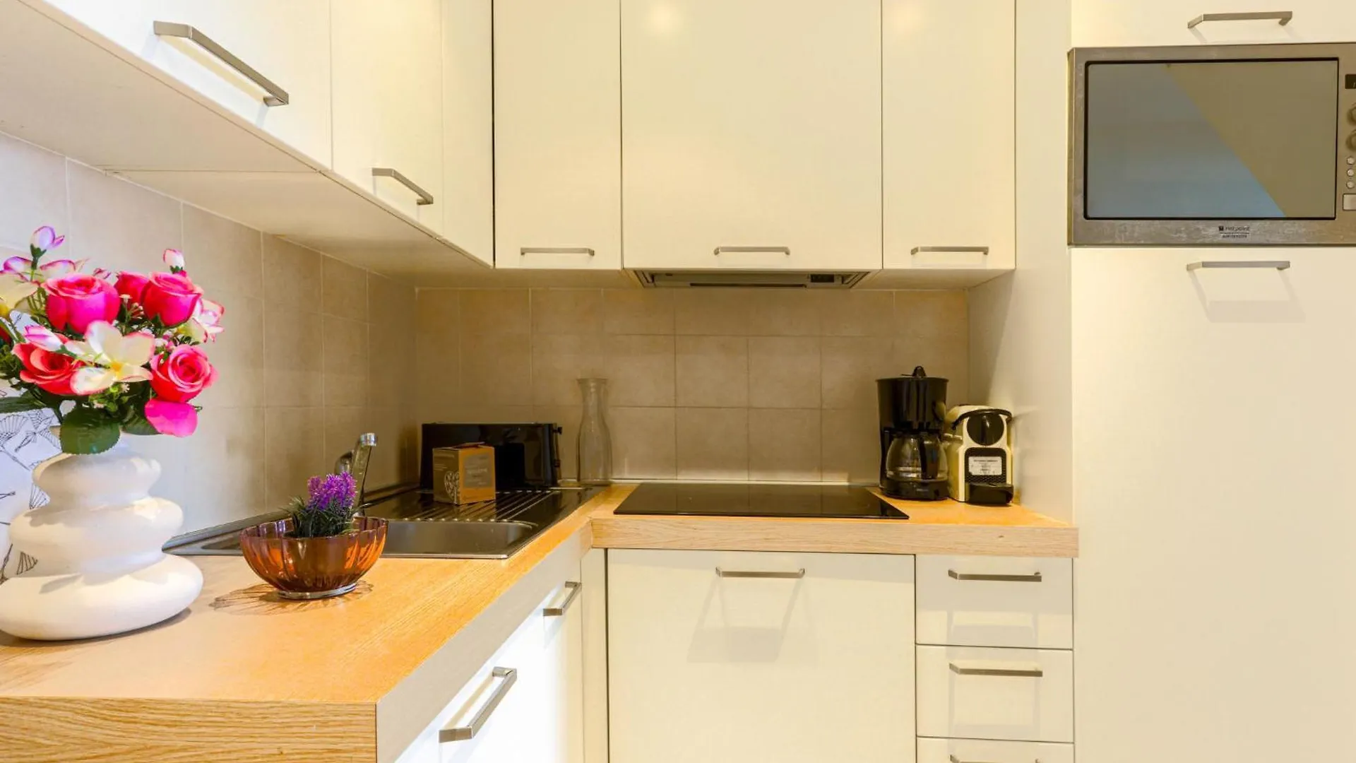 Apartment Villa M-Therese Promenade Anglais By Interhome Nice